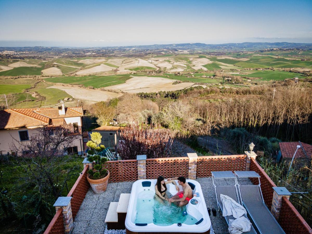 Agri Apartment La Terrazza La Ripadoro Chianni Exteriér fotografie