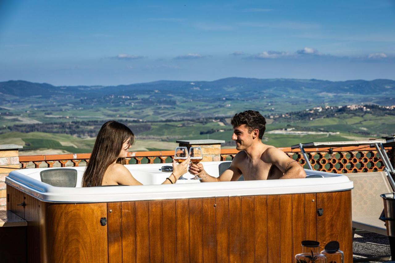 Agri Apartment La Terrazza La Ripadoro Chianni Exteriér fotografie